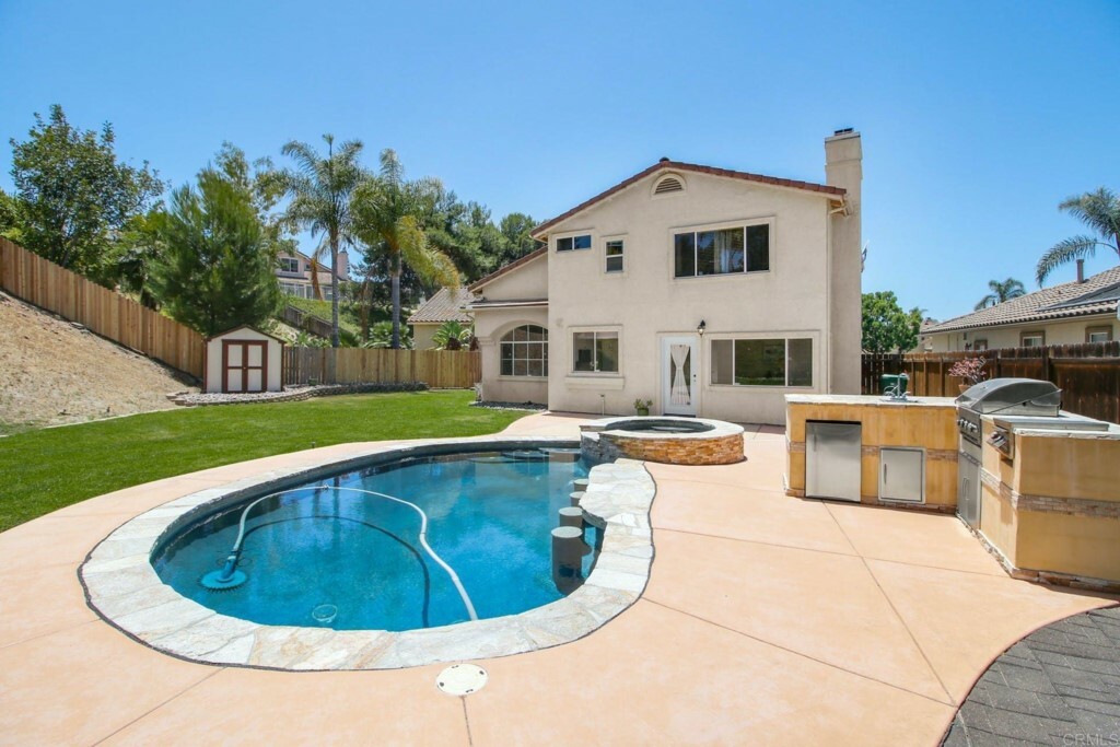 Property Photo:  804 Gallery Drive  CA 92057 