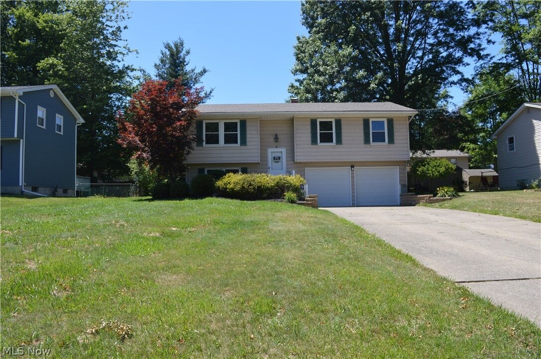 Property Photo:  2308 Penny Lane  OH 44515 