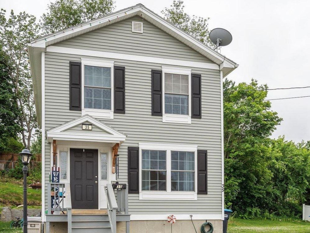 Property Photo: 35 Cross Street NH 03275-1959