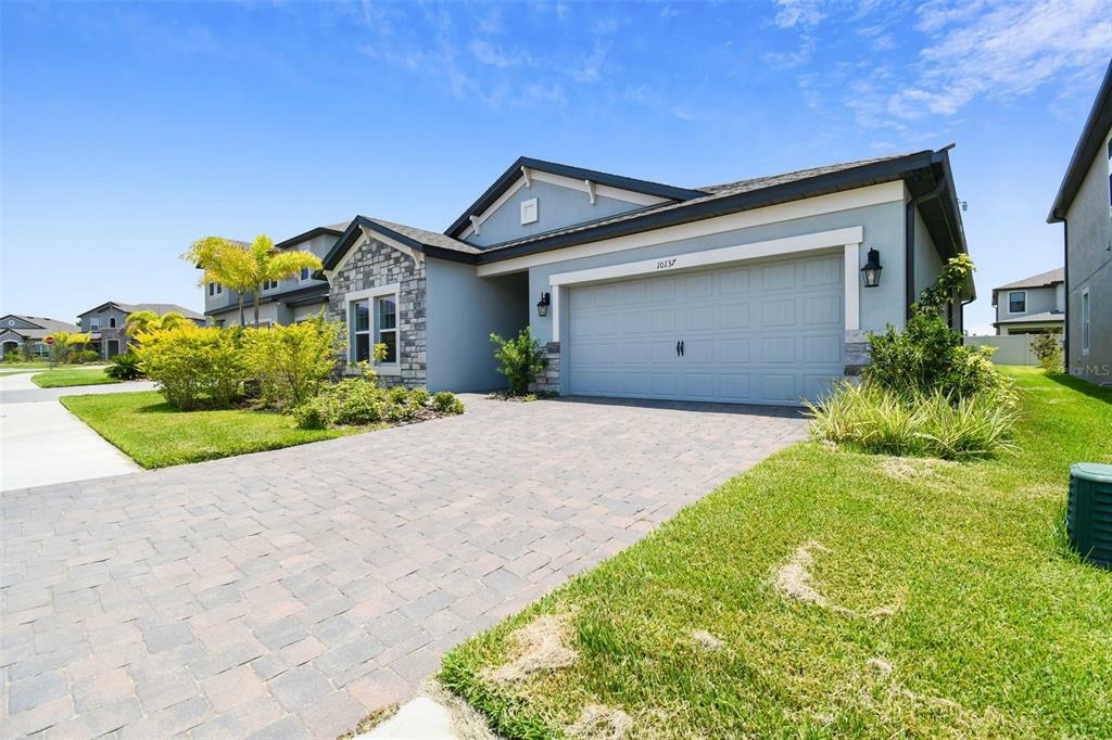 Property Photo:  10137 Tuscan Sun Avenue  FL 33578 