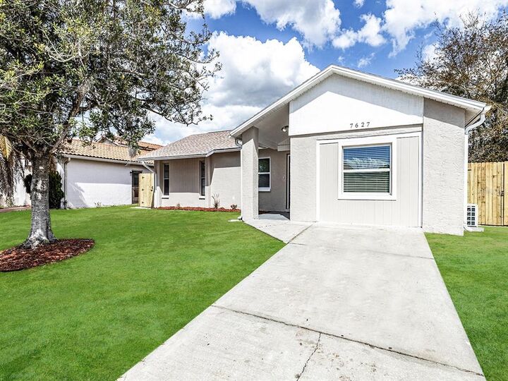 Property Photo:  7627 Limington Drive  FL 34668 