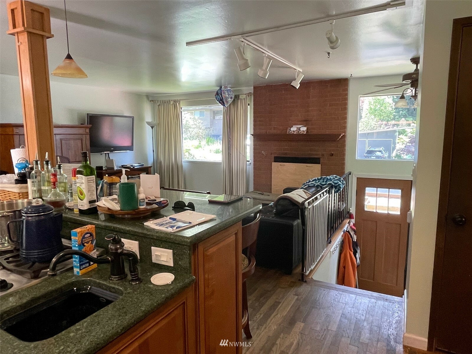 Property Photo: 16714 NE 97th Street WA 98052