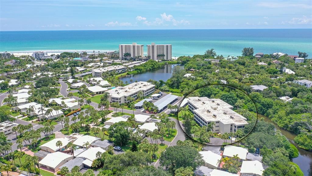 Property Photo:  225 Hourglass Way 205  FL 34242 