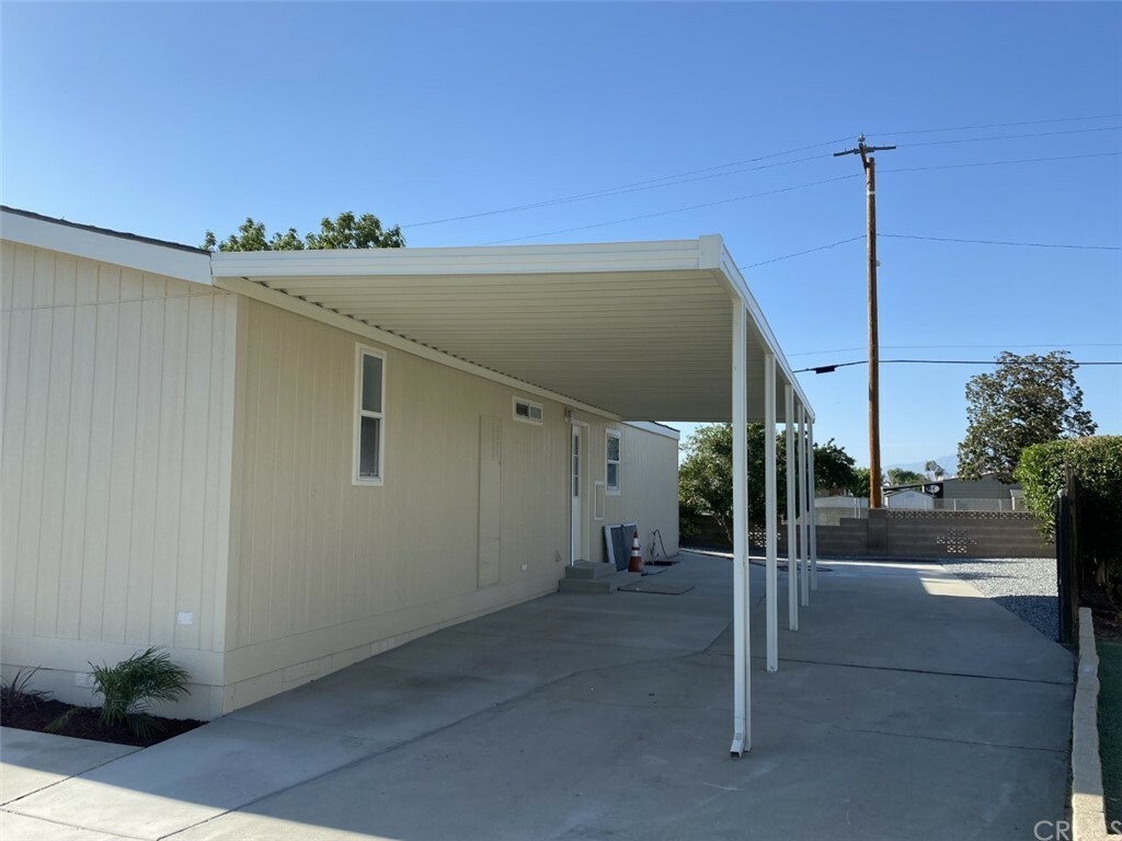 Property Photo:  1714 Santiago Way  CA 92545 