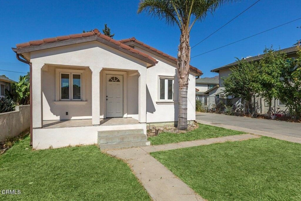 Property Photo:  229 S Olive Street  CA 93060 