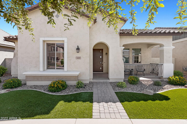 Property Photo: 4418 E John Street AZ 85295