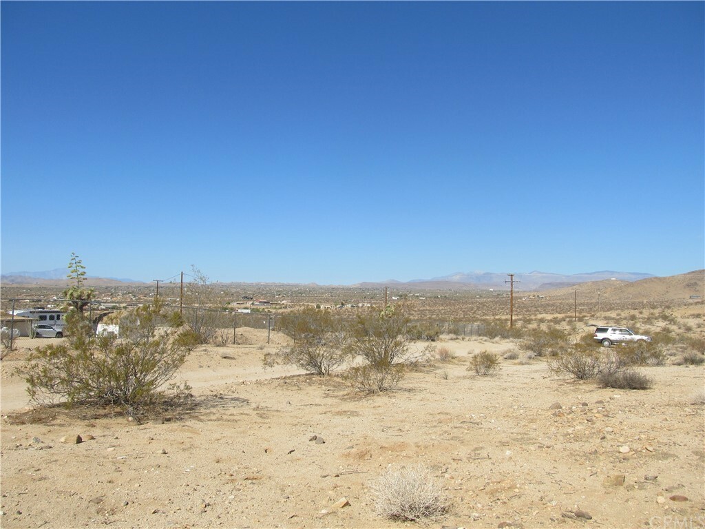 60946 Celesta Street  Joshua Tree CA 92252 photo