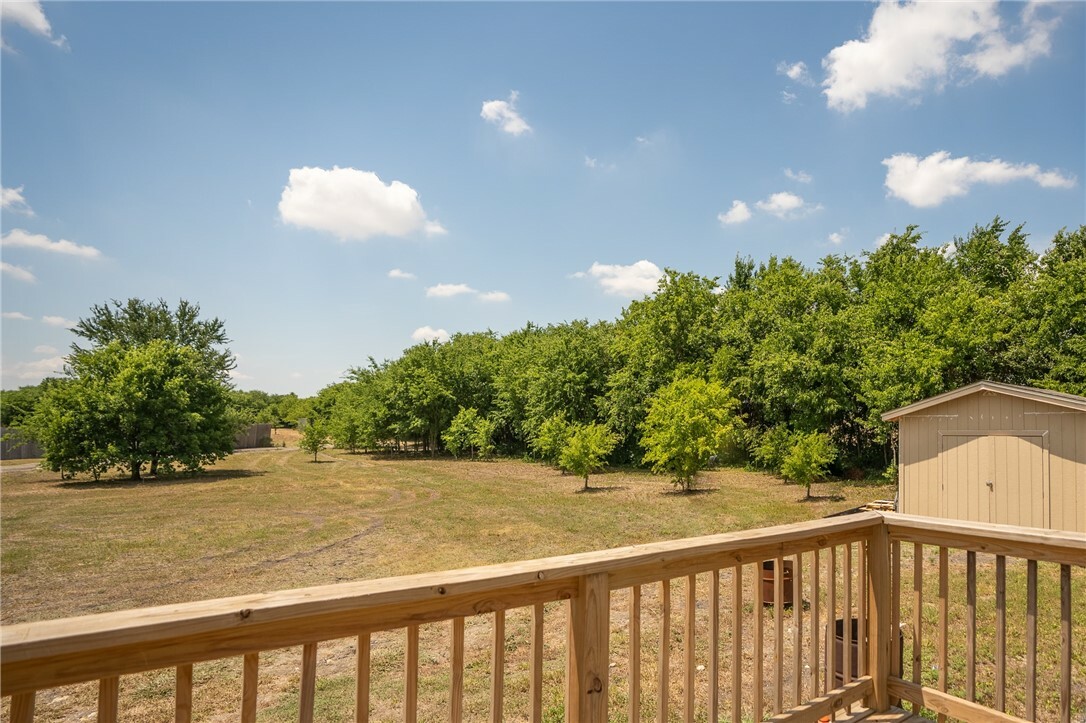 Property Photo:  207 Willow Cove  TX 78634 