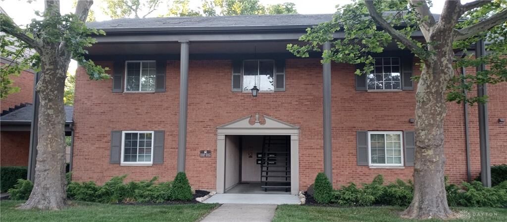Property Photo: 5347 Dunmore Drive OH 45459
