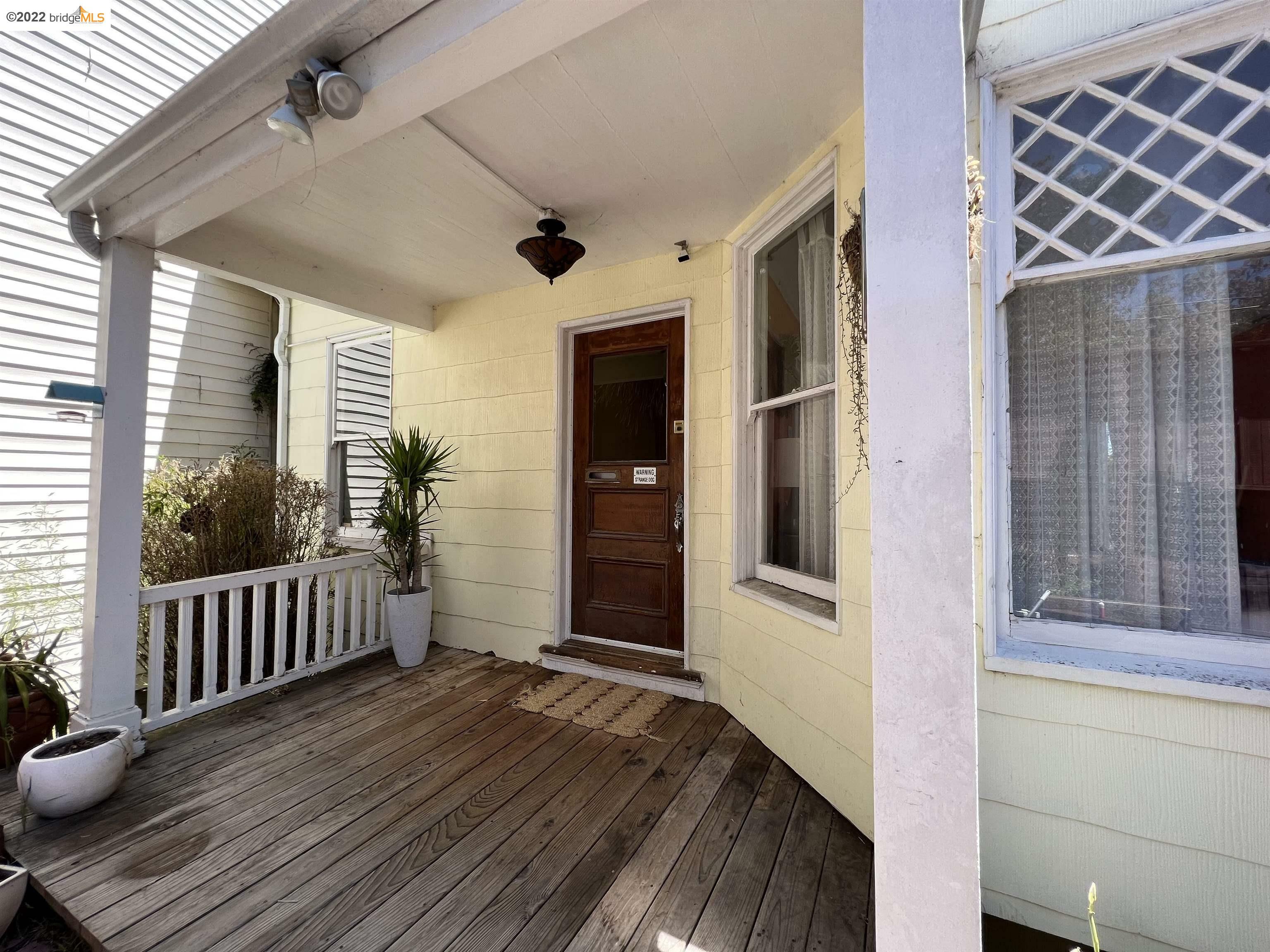 Property Photo:  93 Delta St  CA 94134 