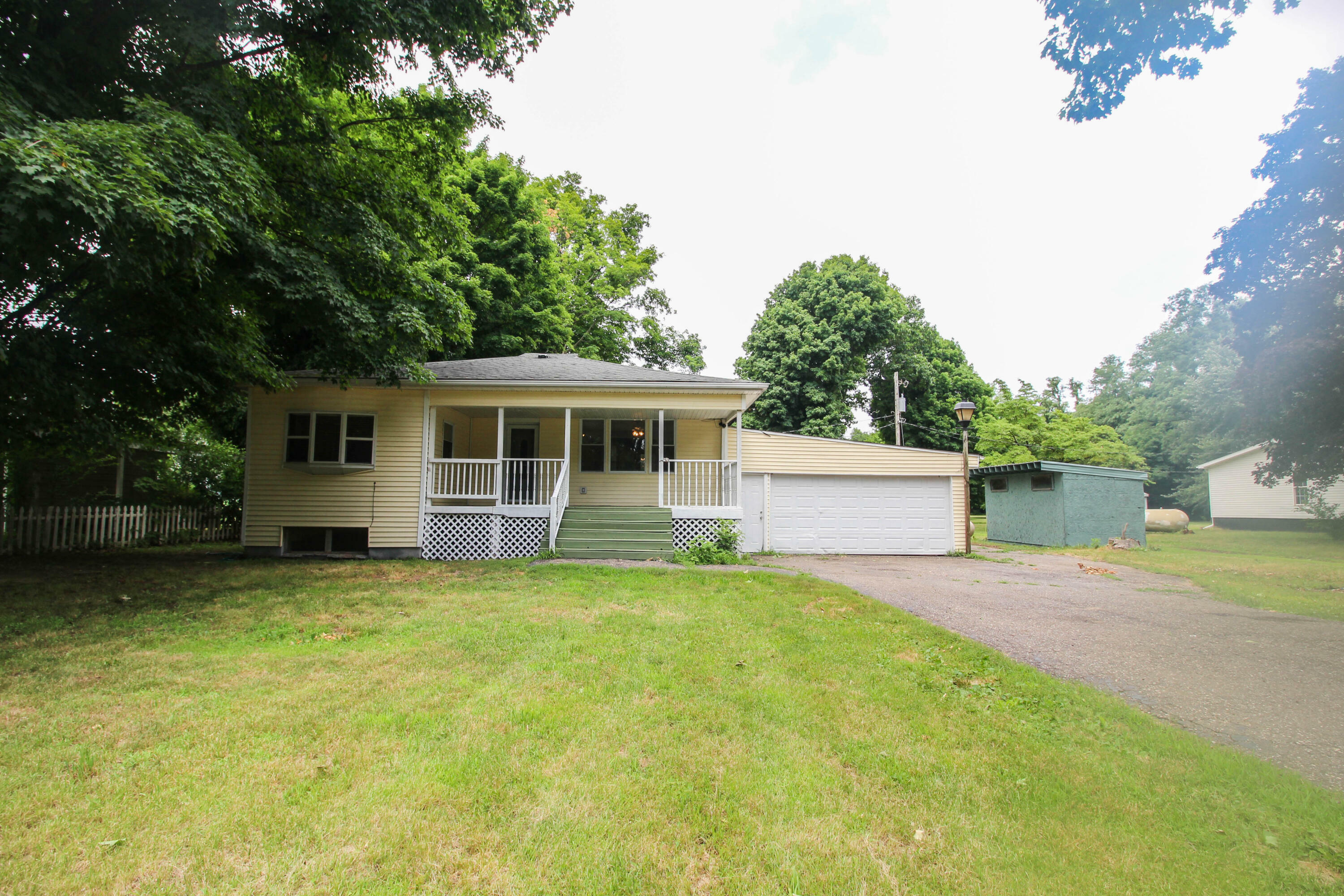 Property Photo:  18546 N Airport Road  MI 49093 