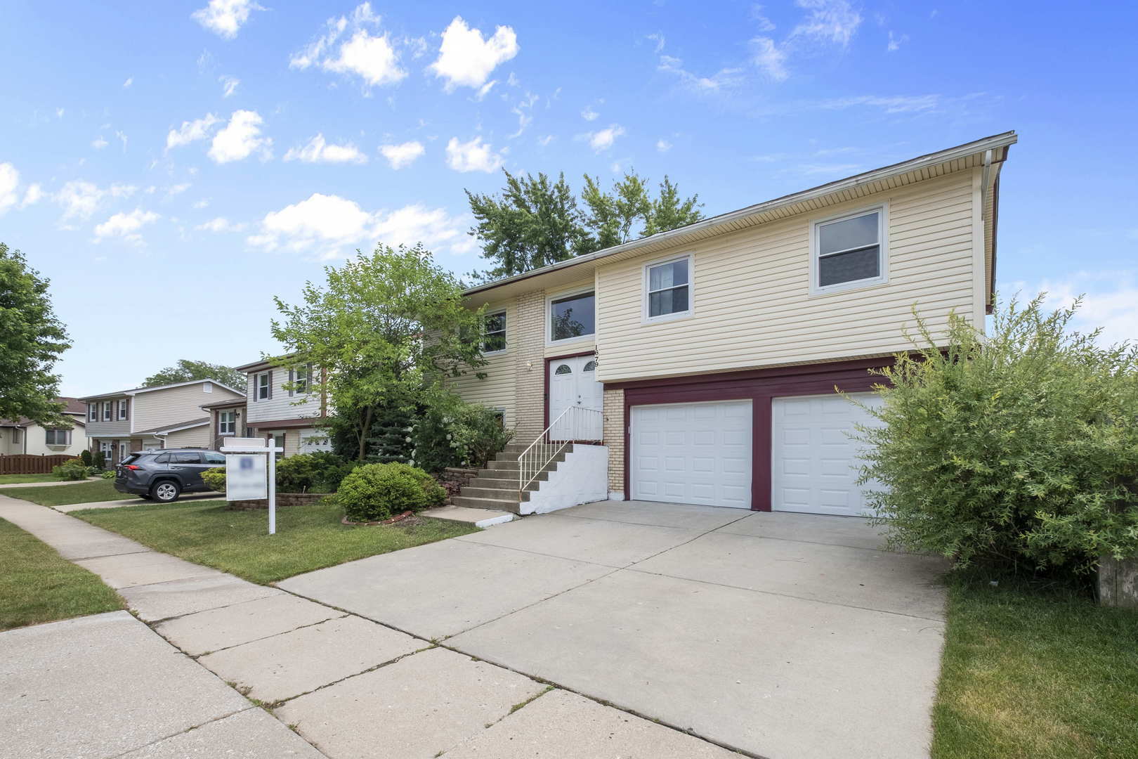 Property Photo:  1679 Bicek Drive  IL 60192 