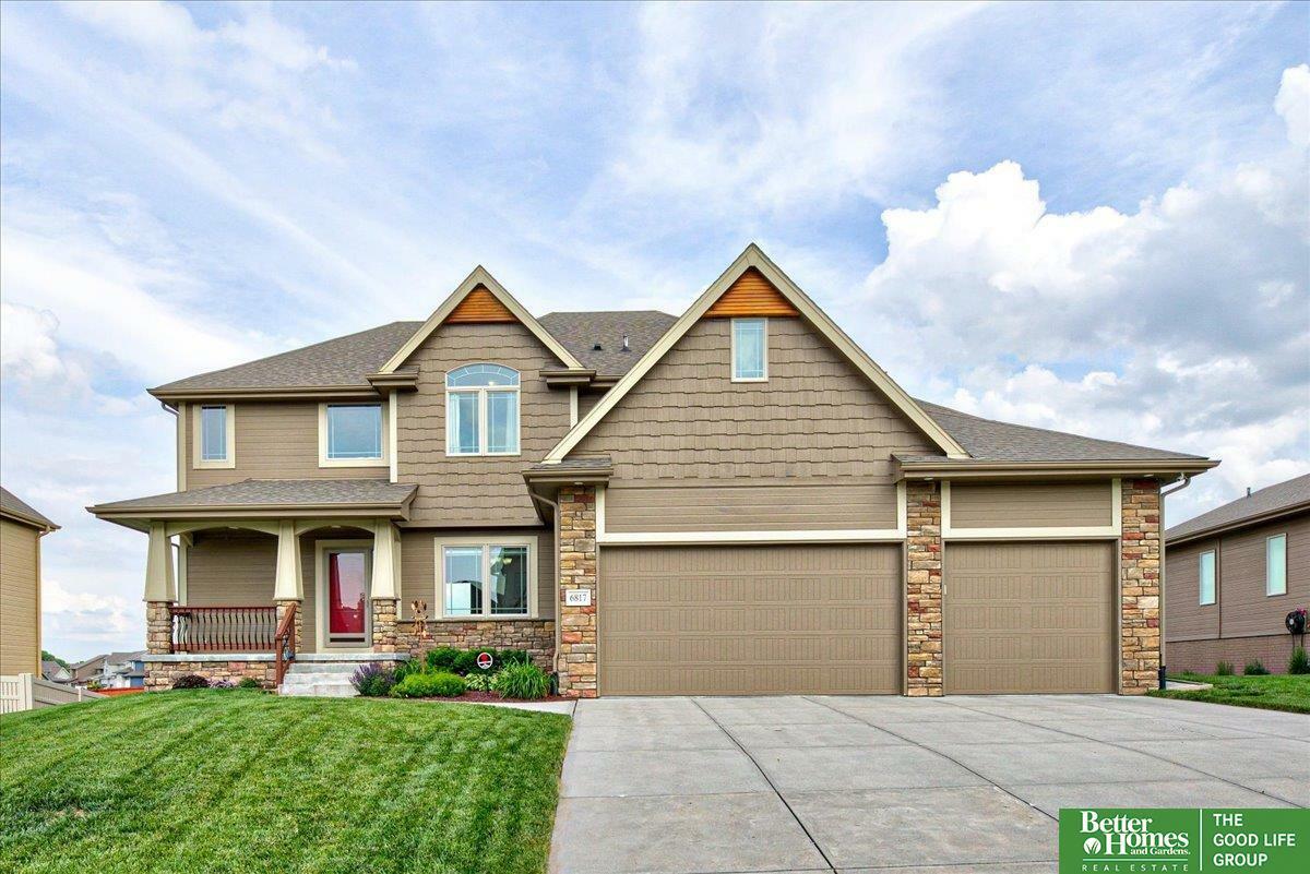 Property Photo:  6817 Park Crest  NE 68133 