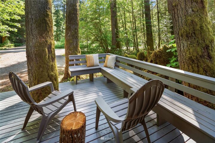 Property Photo:  76122 NE 122nd Street  WA 98288 