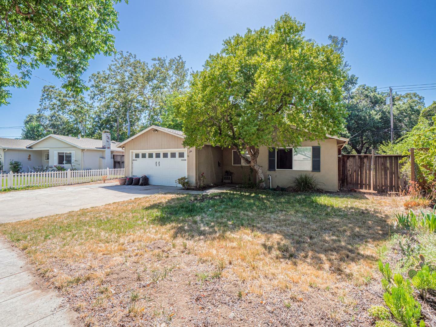 Property Photo:  204 Las Miradas Drive  CA 95032 