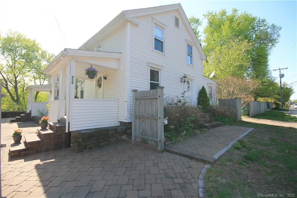 Property Photo: 315 Naubuc Avenue CT 06033