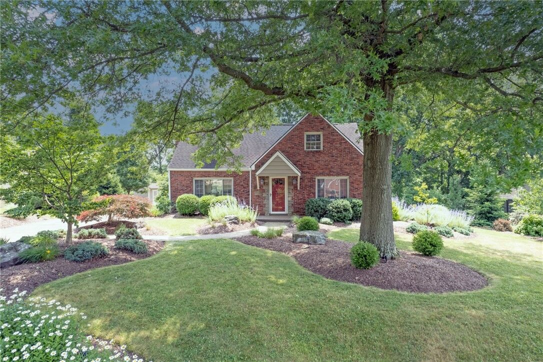 Property Photo: 2721 Summit St PA 15102