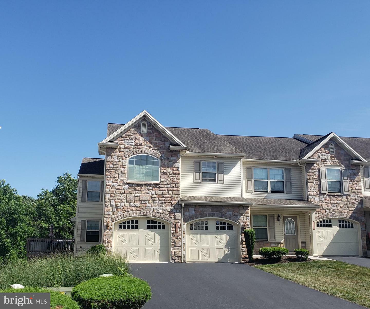 Property Photo:  1838 Vista Drive  PA 17055 