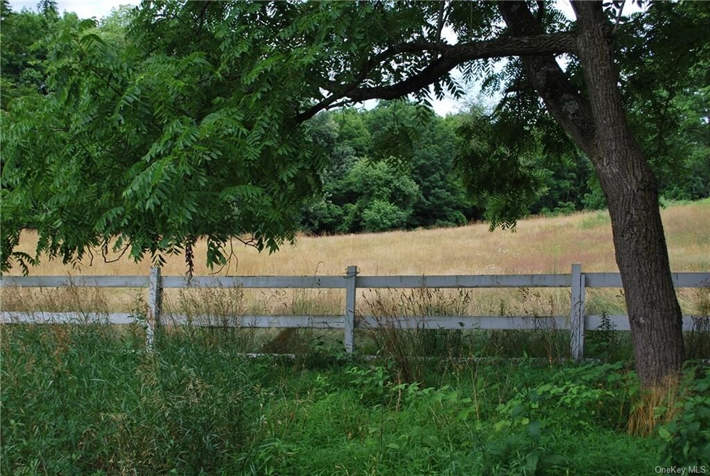 Property Photo:  21 Wawayanda Road  NY 10990