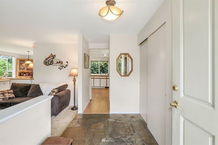 Property Photo: 7422 NE 120th Place WA 98034