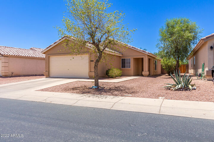 Property Photo:  11930 N Olive Street  AZ 85335 
