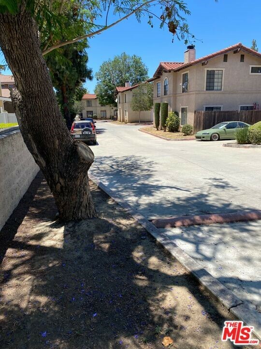 Property Photo:  1017 S Reservoir Street  CA 91766 