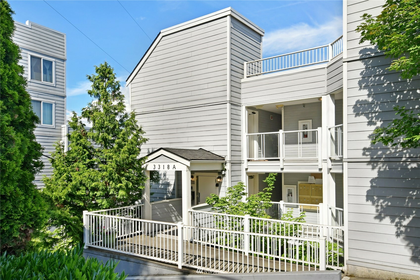 Property Photo:  3318 30th Avenue SW A301  WA 98126 