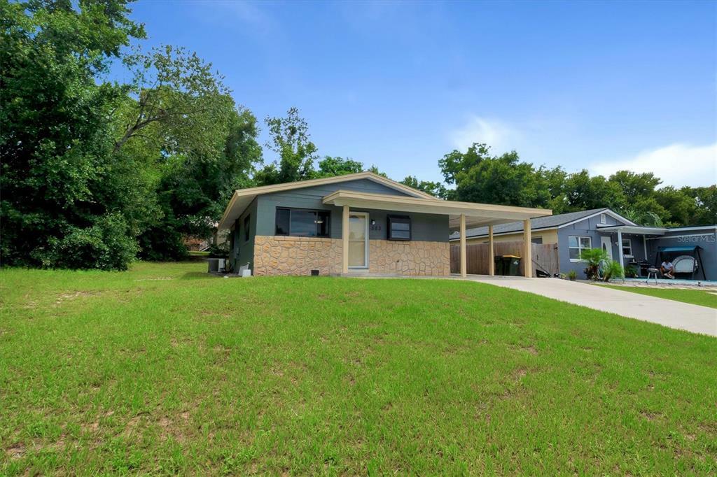 Property Photo:  583 E Montrose Street  FL 34711 