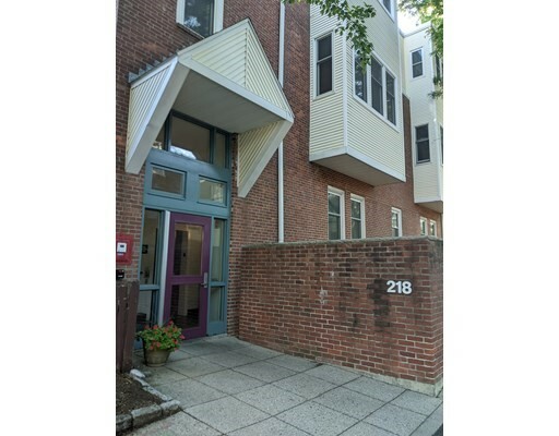 Property Photo:  218 Thorndike St 209  MA 02141 