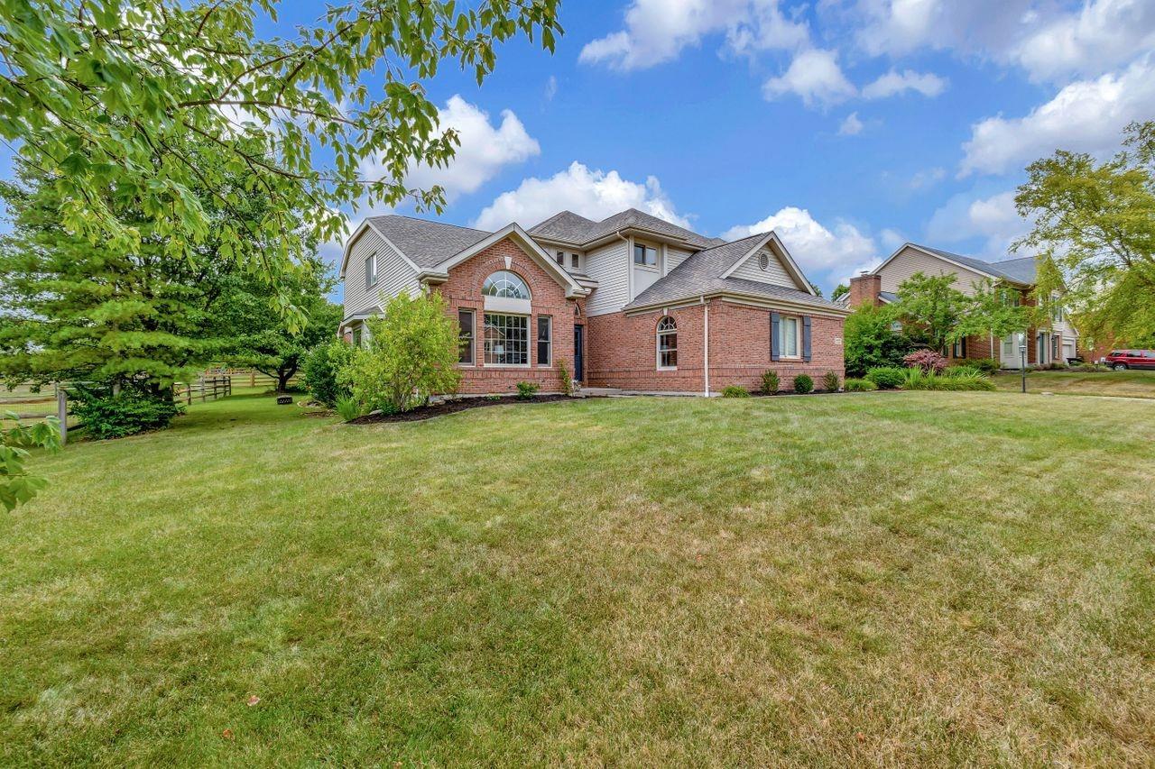 Property Photo: 7715 Old Walnut Dr OH 45069
