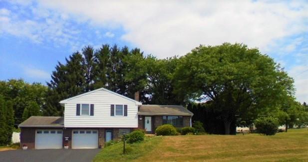 445 Montgomery Street  Salisbury Twp PA 18103 photo