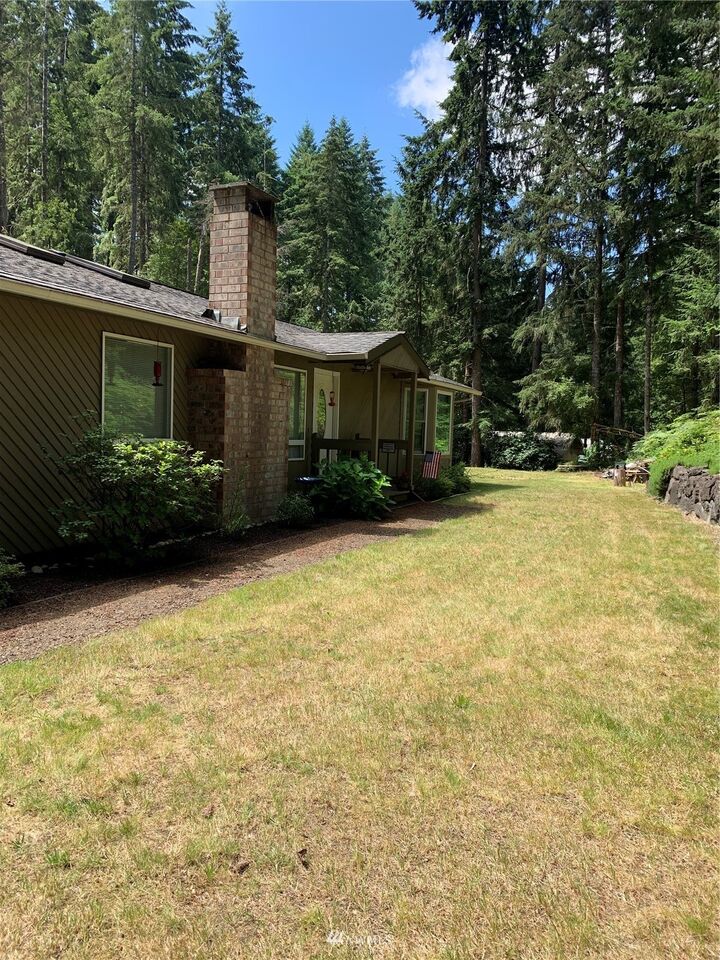 Property Photo:  10708 Raintree Place SE  WA 98367 