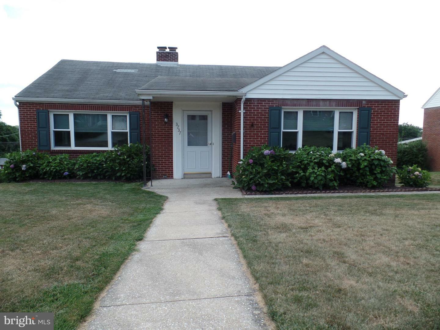 Property Photo: 3737 Sharon Street PA 17111