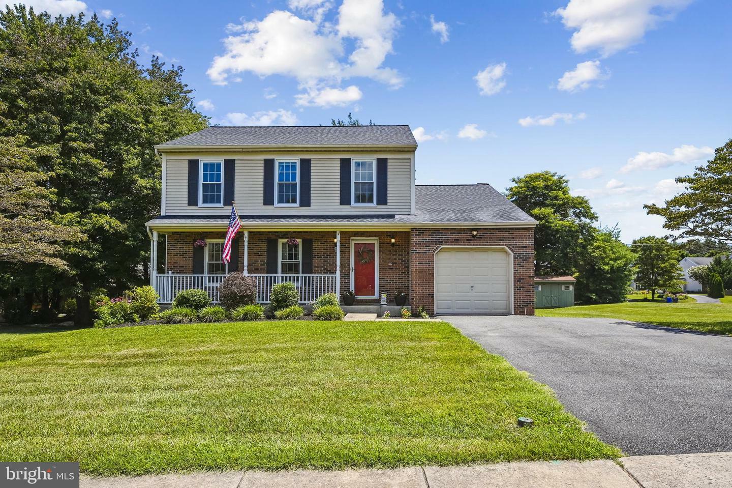 Property Photo: 1341 Sweetbriar Lane MD 21014