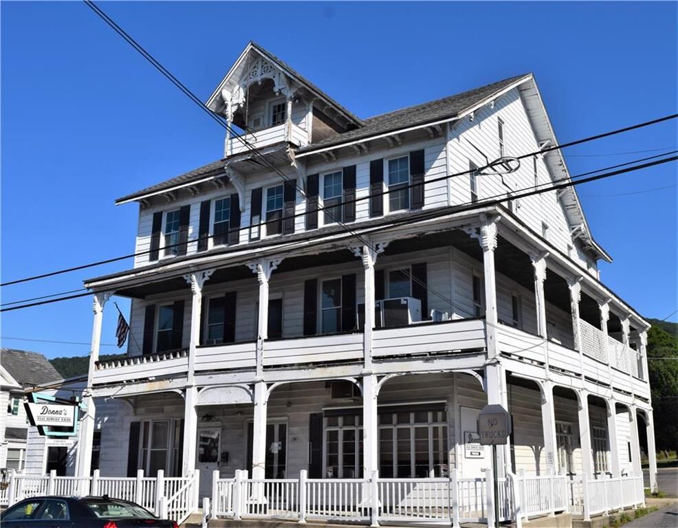 Property Photo:  201 West Main Street 4A  PA 18072 