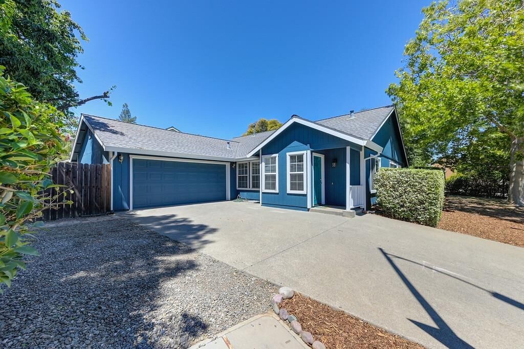 Property Photo:  2919 Albany Avenue  CA 95618 