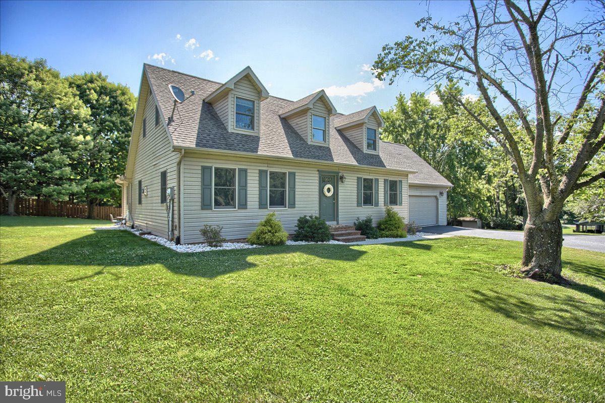Property Photo: 245 Richland Road PA 17015