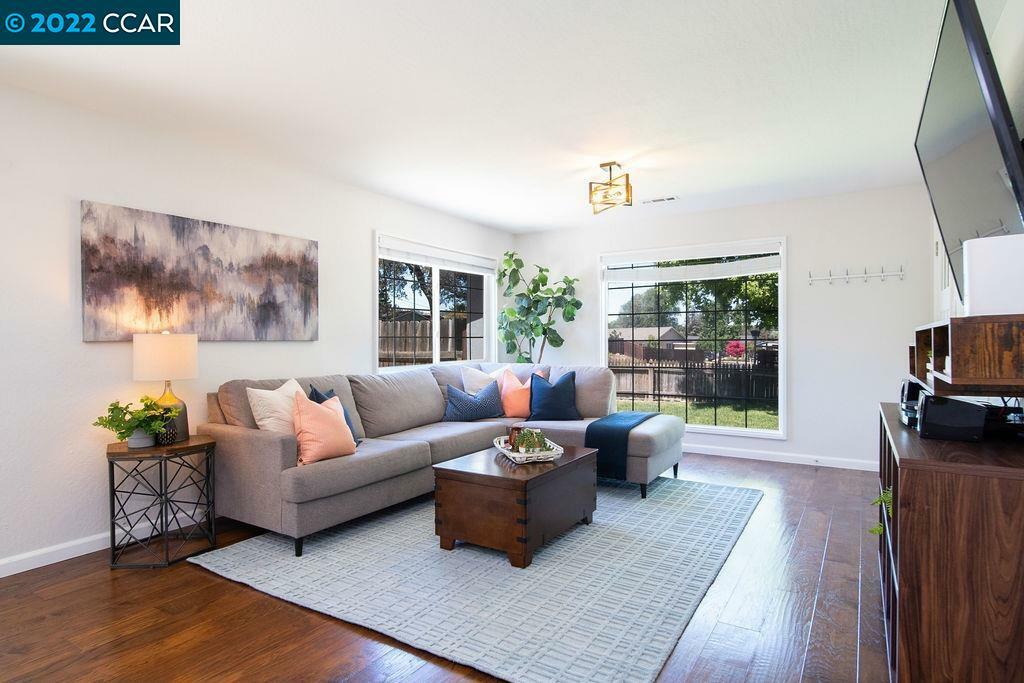 Property Photo: 5561 Maryland Dr CA 94521
