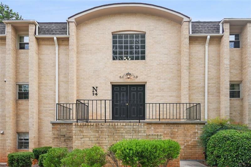 Property Photo: 5400 Roswell Road N6 GA 30342