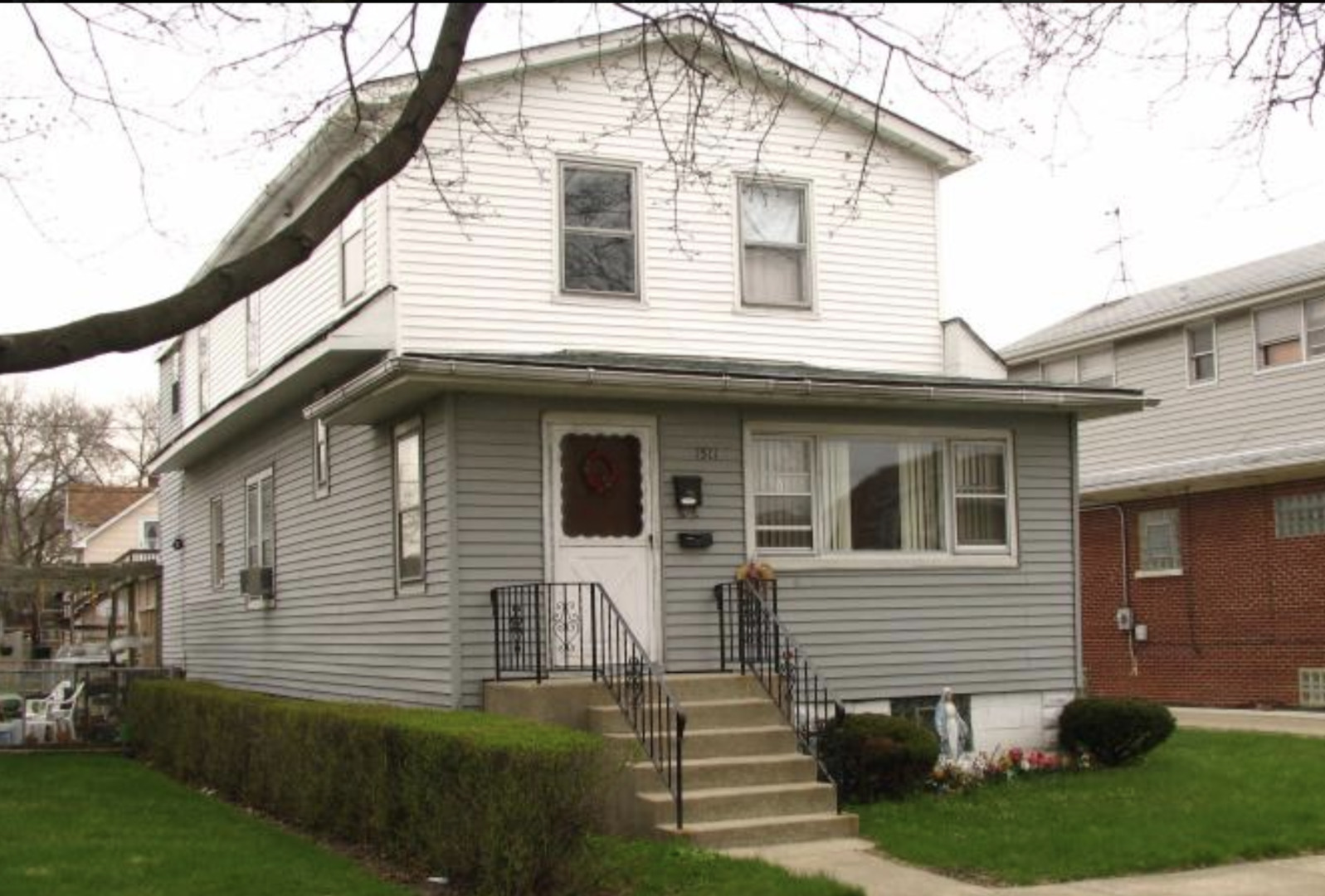 Property Photo: 1511 N 15th Avenue IL 60160