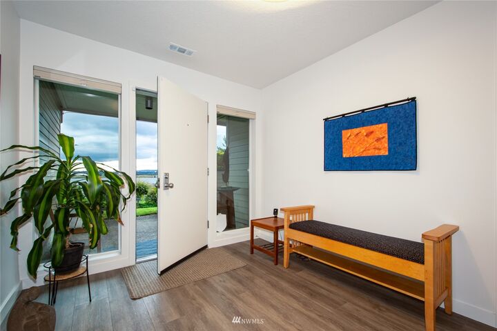 Property Photo:  6902 SE Riverside Drive 2  WA 98664 