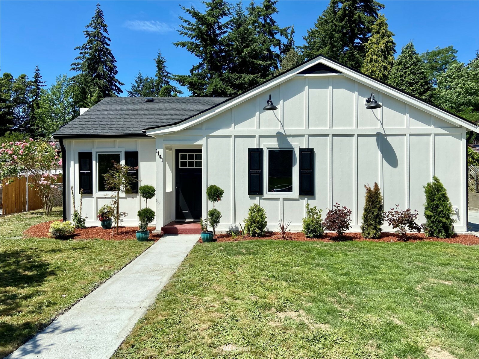 Property Photo:  1141 Evans Avenue W  WA 98312 