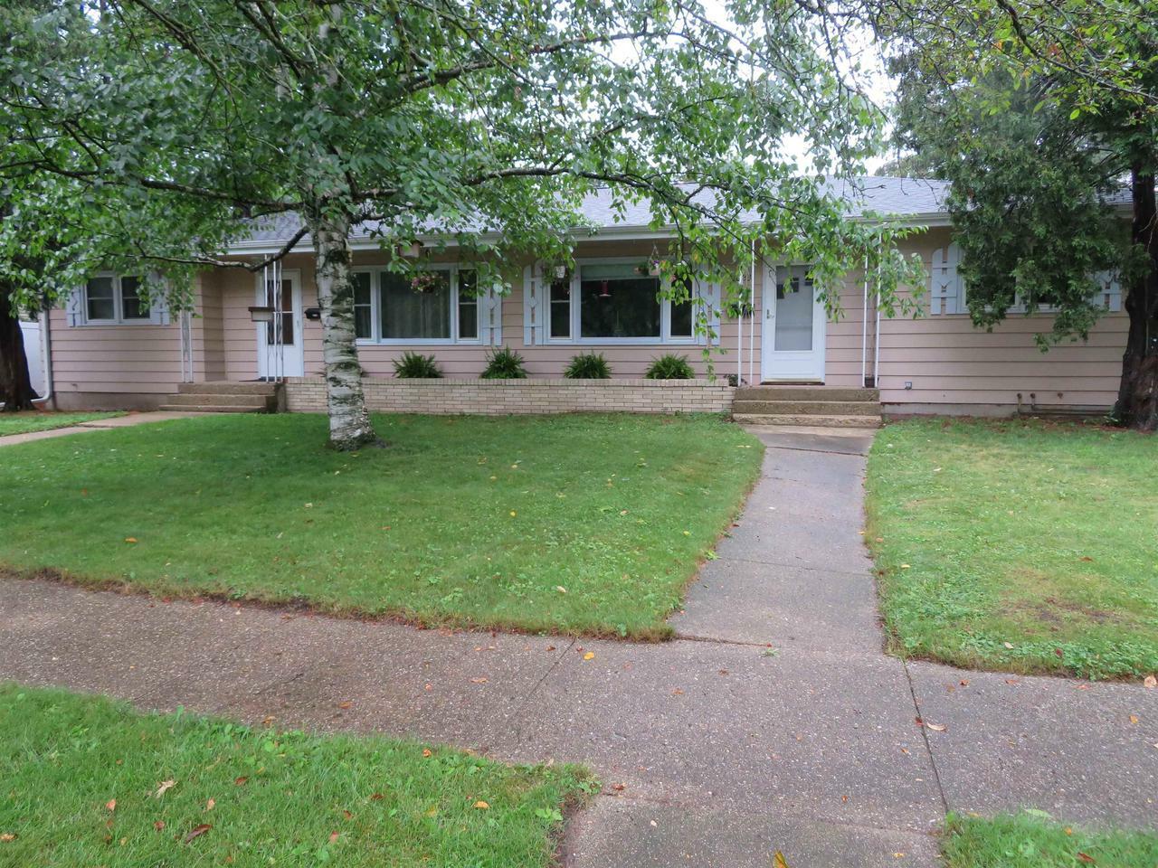 Property Photo:  1821 Liberty Ln  WI 53545 