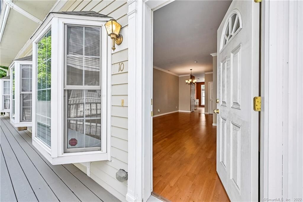 Property Photo:  10 Wishing Well Lane 10  CT 06776 