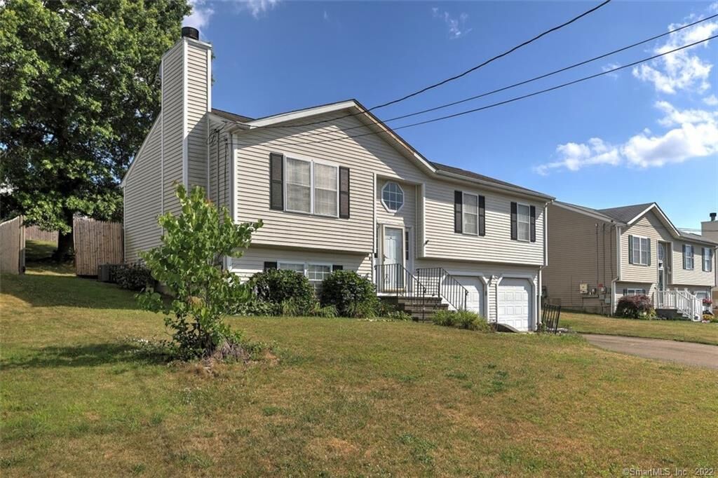 Property Photo:  561 Island Lane  CT 06516