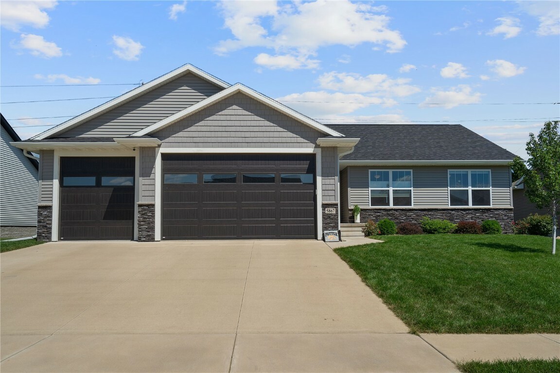 Property Photo:  5867 Rock Ridge Dr.  IA 52302 