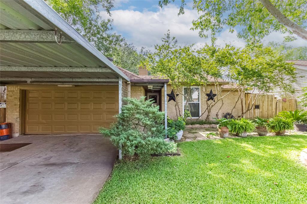 Property Photo: 6426 Crestside Drive TX 77505
