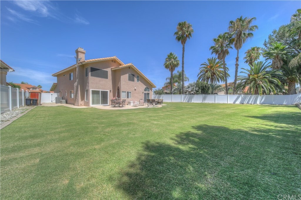 Property Photo:  40154 Warbler Circle  CA 92591 