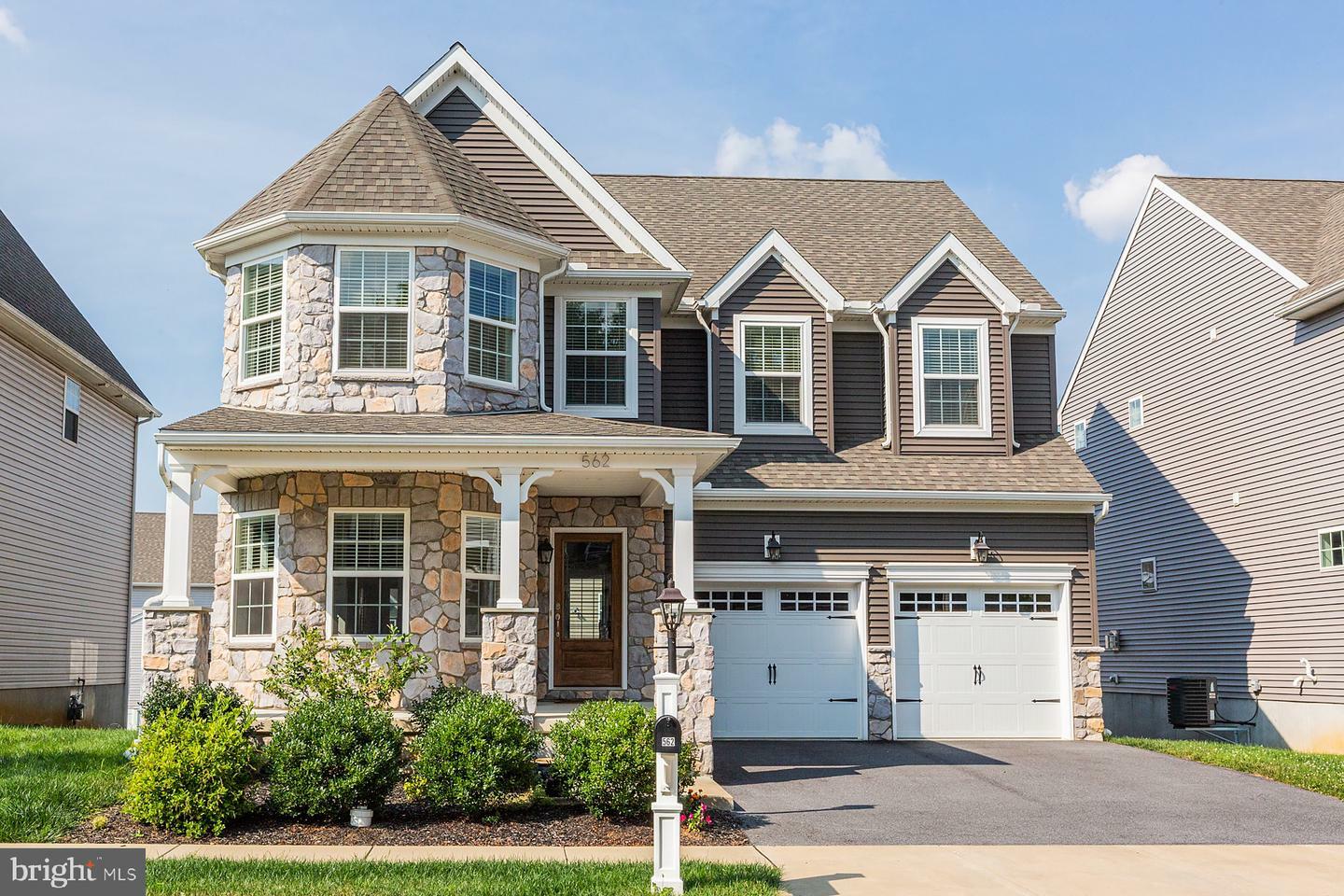 Property Photo:  562 Hannigan Drive  PA 17601 