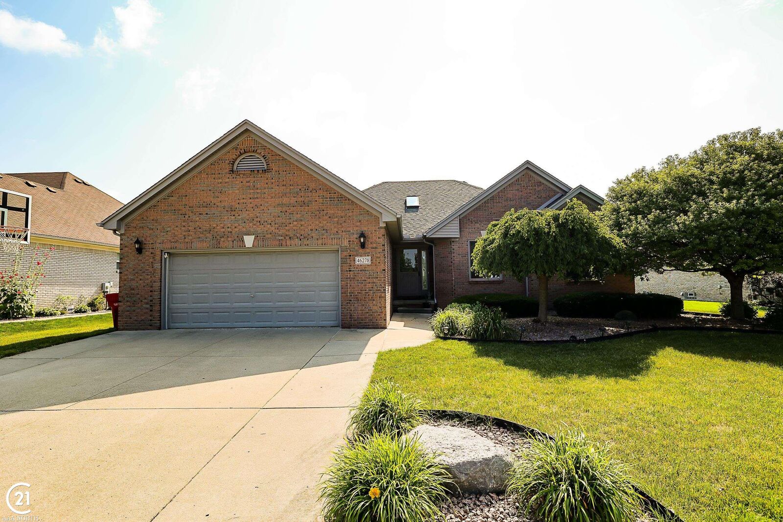 Property Photo: 46278 Copper Lock MI 48044
